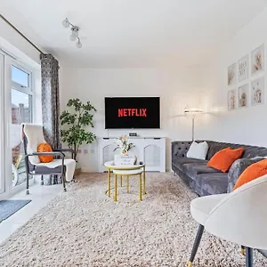 Luxury Modern House - 8 Mins To Nec, Airport Birmingham