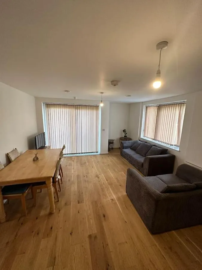 Apartment New Build 2 Bedroom With 2 Bath In London United Kingdom