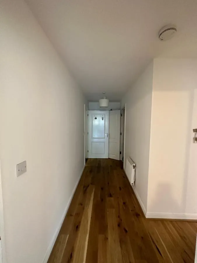 New Build 2 Bedroom With 2 Bath In London Apartment