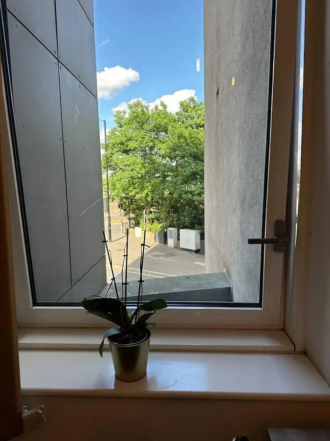 New Build 2 Bedroom With 2 Bath In London United Kingdom