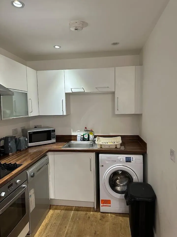 Apartment New Build 2 Bedroom With 2 Bath In London United Kingdom